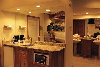 Sybaris Pool Suites Mequon Brown Deer Luaran gambar